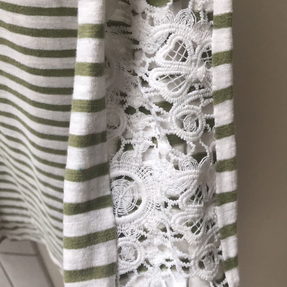 Hannah stripe with crochet tee - Picture 4 of 6